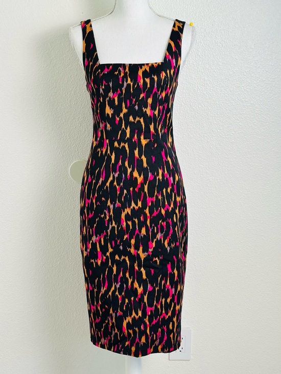 Trina Turk Dresses & Skirts - Trina Turk Bewitching Sheath Dress in Vibrant Leopard Print Size 4